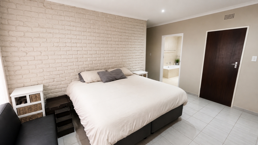 3 Bedroom Property for Sale in Flimieda North West